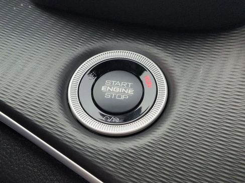 New 2026 Jeep Grand Cherokee Laredo X image 22