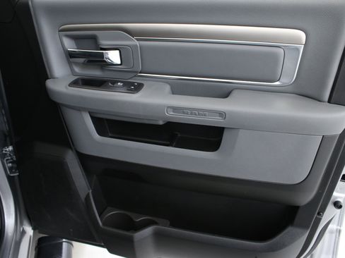 Used 2019 RAM 1500 Classic Warlock w/ Electronics Group AWD/4WD image 30