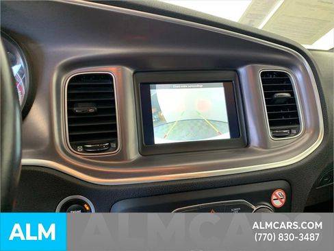 Used 2022 Dodge Charger SXT image 24
