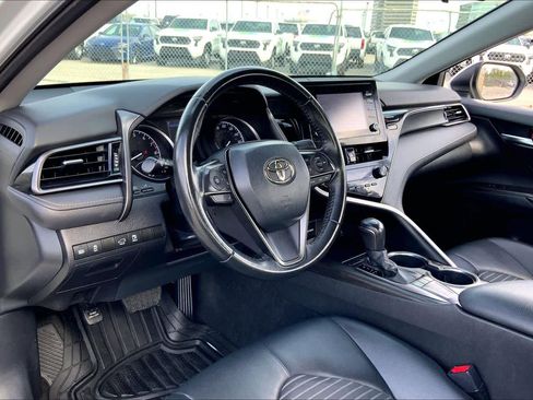 Used 2023 Toyota Camry SE image 17