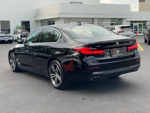 Used 2022 BMW 530i xDrive w/ Premium Package AWD/4WD image 5
