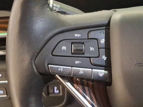 Certified 2023 Cadillac Escalade Premium Luxury image 24