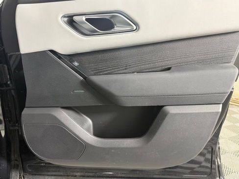Used 2025 Land Rover Range Rover Velar Dynamic SE AWD/4WD image 31