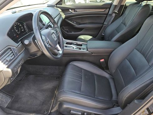 Used 2022 Honda Accord Touring image 25