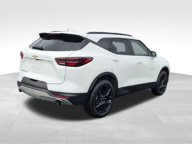 Certified 2023 Chevrolet Blazer LT w/ Convenience Package AWD/4WD image 5