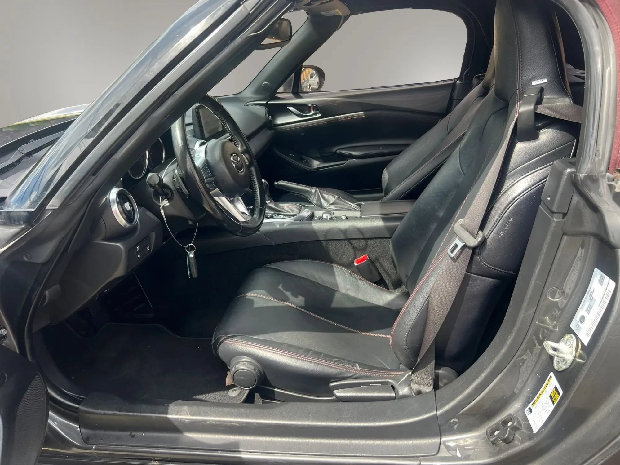 Used 2018 MAZDA MX-5 Miata Grand Touring RWD image 25