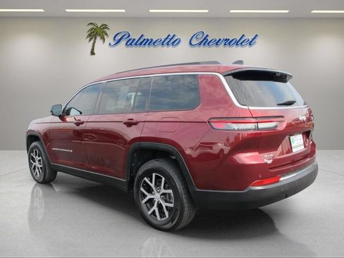 Used 2025 Jeep Grand Cherokee L Limited w/ Luxury Tech Group II AWD/4WD image 5