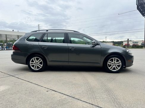 Used 2010 Volkswagen Jetta TDI image 11