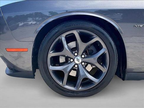 Used 2015 Dodge Challenger R/T w/ Quick Order Package 28B R/T RWD image 10