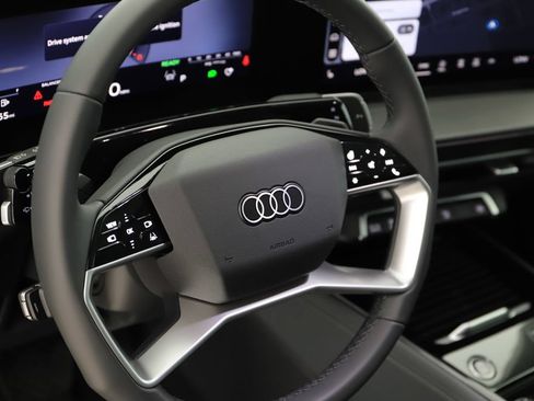 New 2026 Audi Q3 quattro 2.0T AWD/4WD image 16