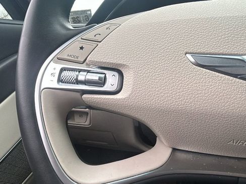 Used 2023 Genesis G80 2.5T w/ Advanced Package image 20