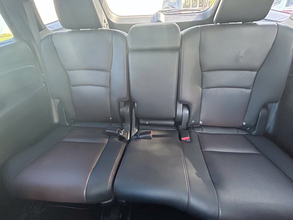 Used 2025 Honda Passport Black Edition image 13