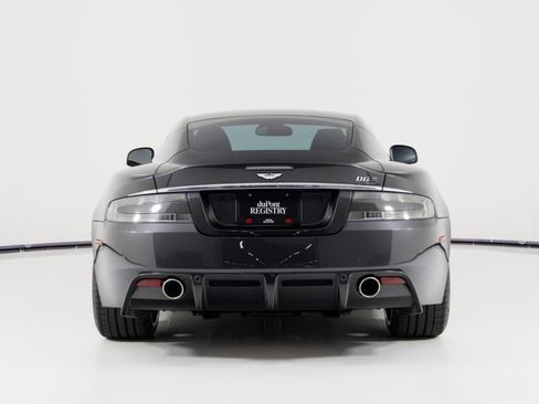 Used 2011 Aston Martin DBS Coupe RWD image 4
