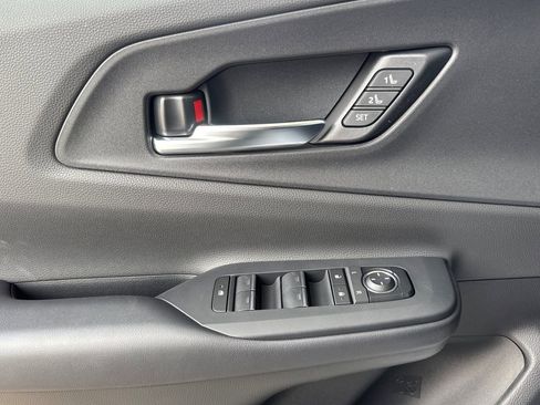 New 2026 Toyota Prius Plug-In Hybrid image 13