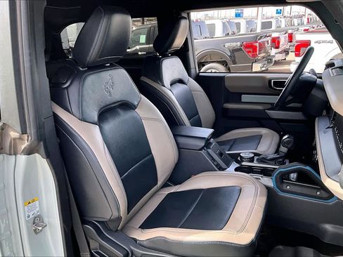 Certified 2023 Ford Bronco Wildtrak image 9