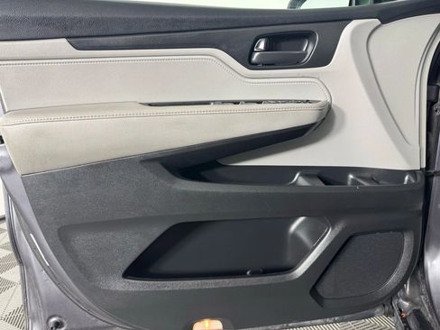 Used 2020 Honda Odyssey LX image 39