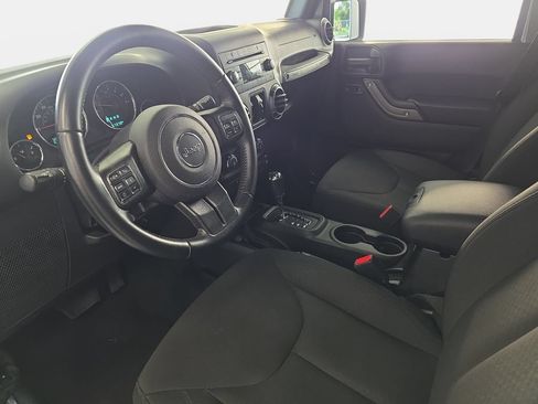 Used 2018 Jeep Wrangler Unlimited Sport S AWD/4WD image 13