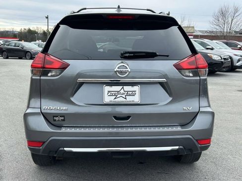 Used 2017 Nissan Rogue SV w/ Midnight Edition image 4