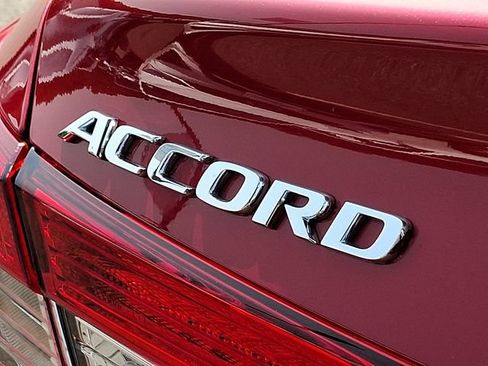 Used 2022 Honda Accord EX-L image 30