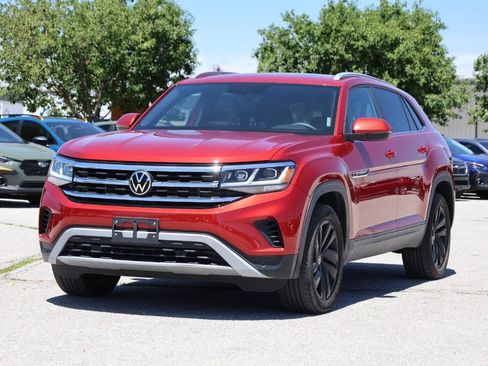 Used 2022 Volkswagen Atlas Cross Sport SE AWD/4WD image 6