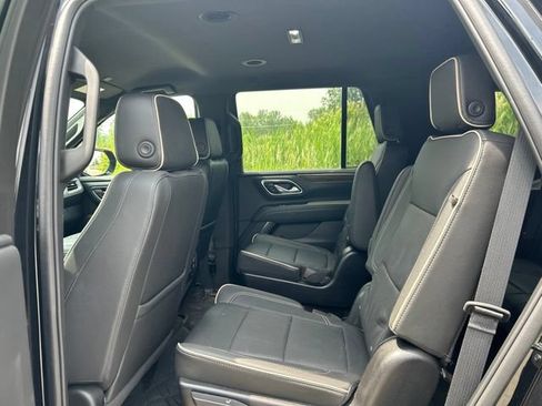 Used 2024 Chevrolet Tahoe Premier AWD/4WD image 6