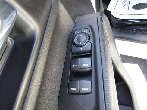 Used 2022 GMC Sierra 1500 Pro w/ Convenience Package image 11