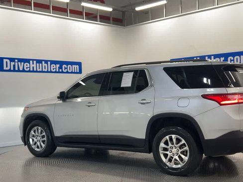 Used 2021 Chevrolet Traverse LT AWD/4WD image 8
