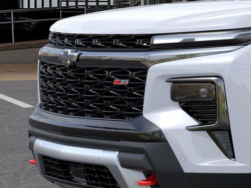 New 2026 Chevrolet Traverse Z71 w/ Enhanced Driving Package image 13