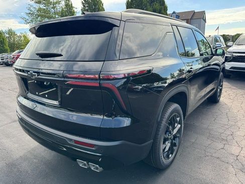 New 2026 Chevrolet Traverse LT w/ Midnight/Sport Edition FWD image 3