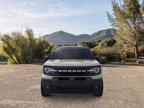 New 2025 Ford Bronco Sport Outer Banks w/ Outer Banks Tech Package+ image 6