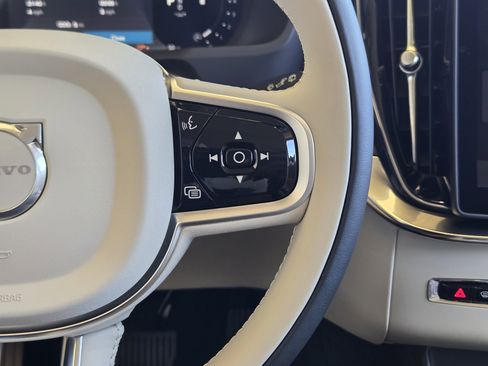 New 2026 Volvo XC90 B6 Ultra w/ Protection Package Premier image 29