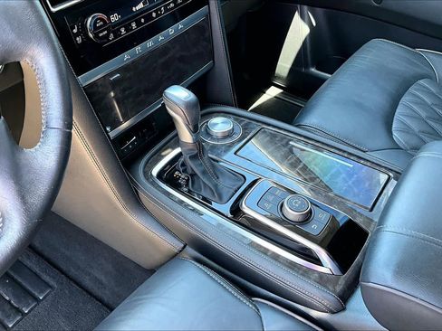 Used 2023 Nissan Armada Platinum w/ Captain's Chairs Package AWD/4WD image 17