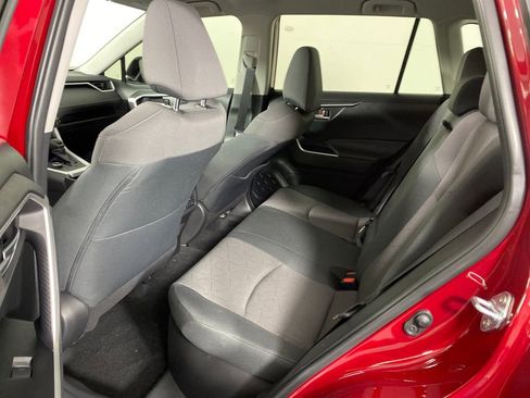 Certified 2024 Toyota RAV4 XLE image 28
