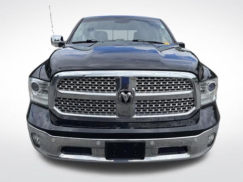 Used 2017 RAM 1500 Laramie w/ Convenience Group AWD/4WD image 10