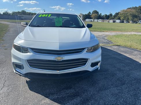 Used 2017 Chevrolet Malibu LS image 5