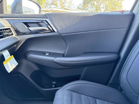 New 2026 Mitsubishi Outlander SEL FWD image 25