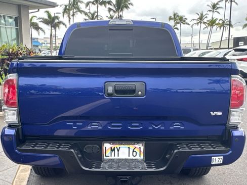 Used 2023 Toyota Tacoma TRD Off-Road AWD/4WD image 3
