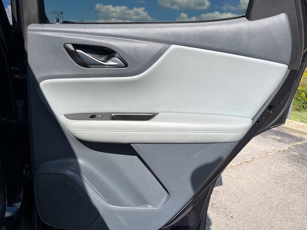 Used 2021 Chevrolet Blazer LT FWD image 30