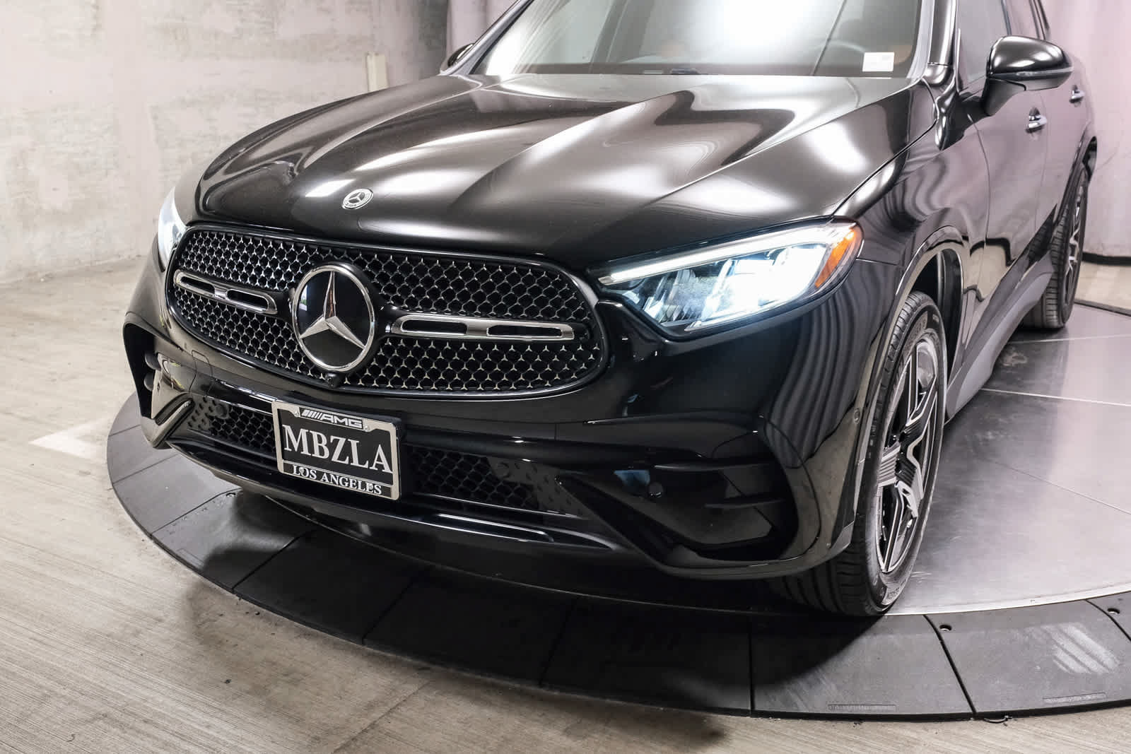 Certified 2025 Mercedes-Benz GLC 300 image 10