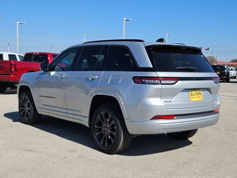 New 2026 Jeep Grand Cherokee Limited image 5