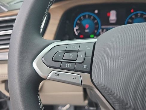 New 2026 Volkswagen Atlas SE image 26