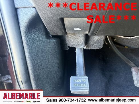 Used 2024 Dodge Durango GT image 16