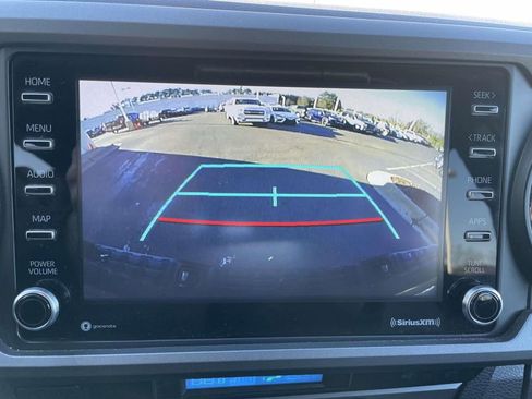 Used 2023 Toyota Tacoma TRD Sport image 39