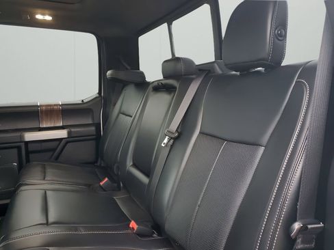 Used 2019 Ford F150 Lariat w/ Equipment Group 502A Luxury image 19