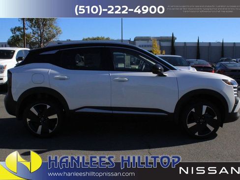 New 2025 Nissan Kicks SR image 6