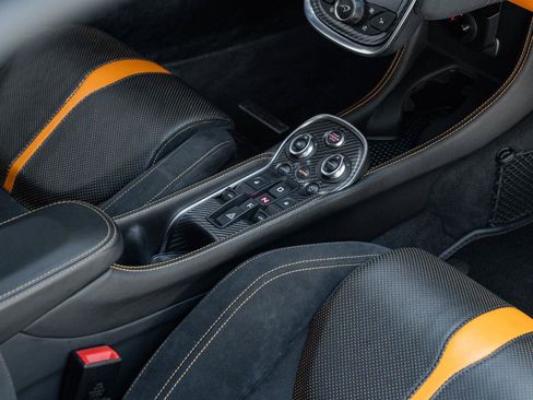 Used 2019 McLaren 570S RWD image 39