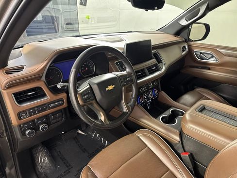 Used 2021 Chevrolet Tahoe High Country AWD/4WD image 13