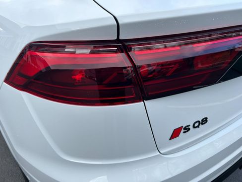 New 2026 Audi SQ8 Prestige image 10