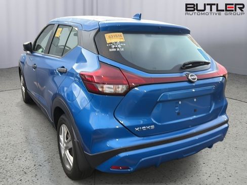 Used 2024 Nissan Kicks S FWD image 10
