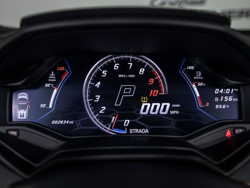 Used 2020 Lamborghini Huracan EVO image 27